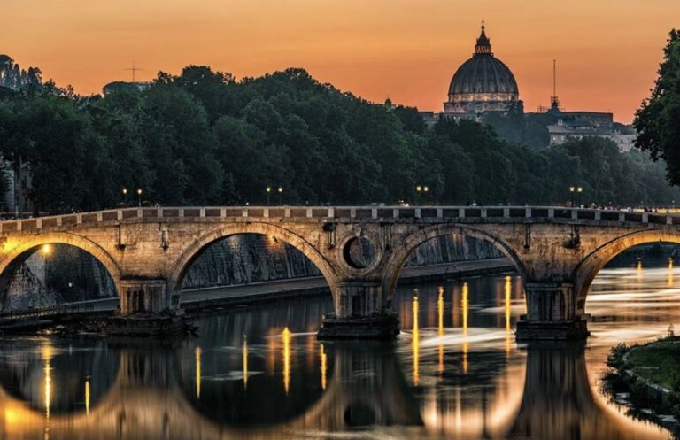 Rome: Private Night Tour by Car