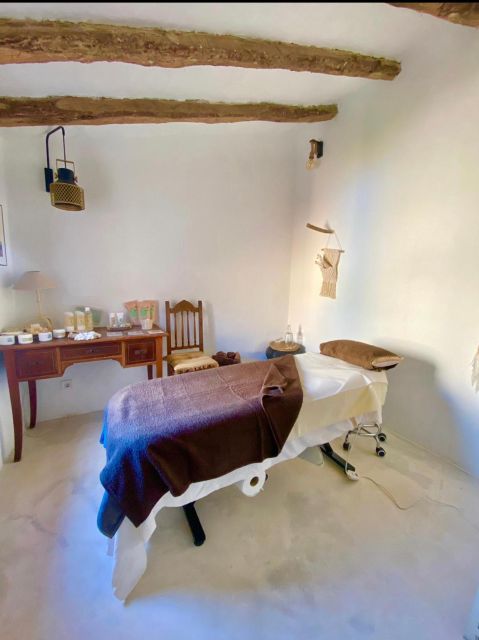 1 rosmary lavender dream wellbeing massage in ses salines Rosmary & Lavender Dream - Wellbeing Massage in Ses Salines