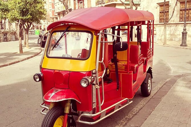 Route Through the City of Turia Valencia in Tuk-Tuk