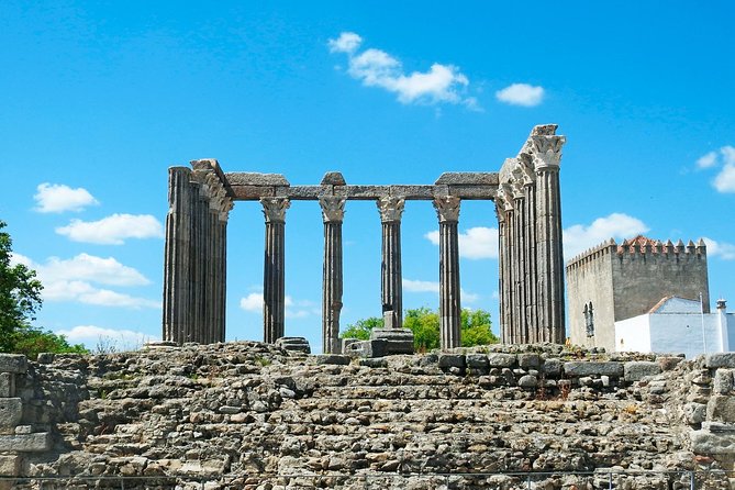 Safe Private Tour – Glorious Past: Évora & Almendres Cromlech