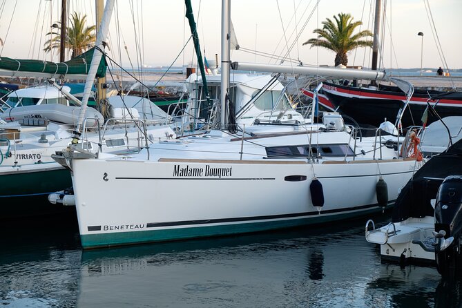 Sailboat in Arrábida, Setúbal