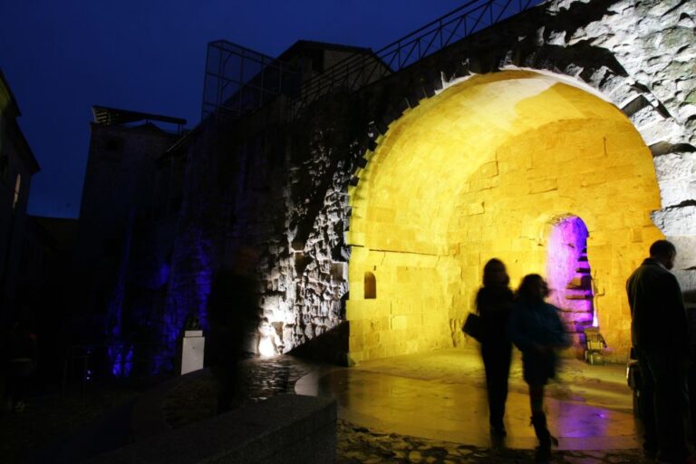 Salamanca: Local Legends Evening Walking Tour