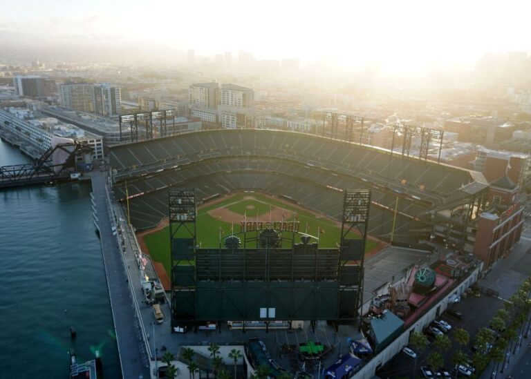 San Francisco: Giants Oracle Park Ballpark Tour