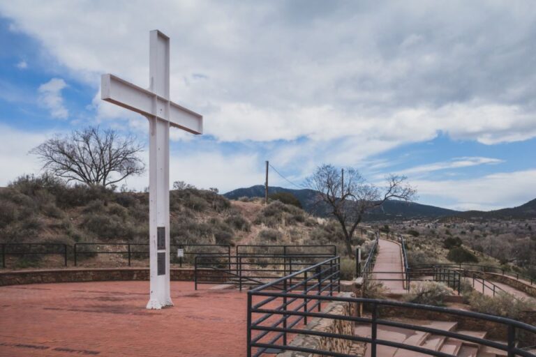 Santa Fe’s Historic Gems: A Self-Guided Walking Tour