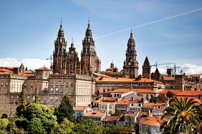 Santiago De Compostela: Private Custom Walking Tour With a Local