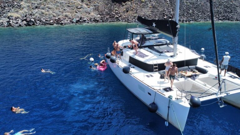 Santorini Catamaran Cruise With Swimming, Meal and Open Bar