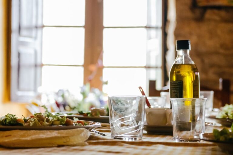 Santorini: Greek Cooking Class With Wine Tasting