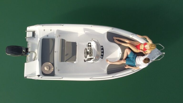 Santorini: Half-Day Boat Rental Without License