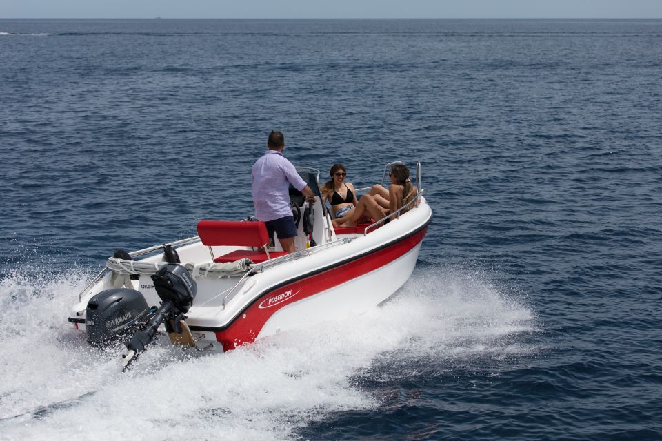 1 santorini license free boat Santorini: License Free Boat