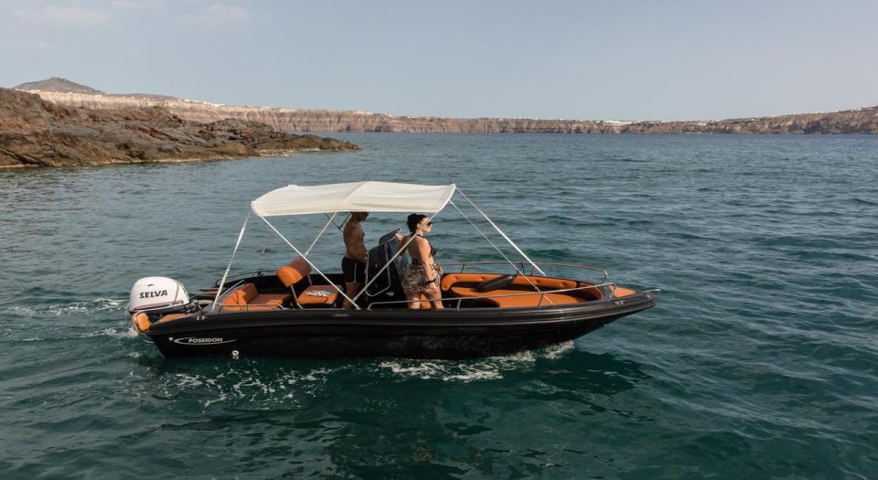 1 santorini license free luxury boat Santorini: License Free Luxury Boat