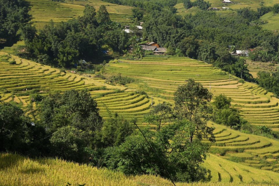 1 sapa daily trip easy trekking and hotel 2 days 1 night Sapa Daily Trip: Easy Trekking and Hotel 2 Days 1 Night