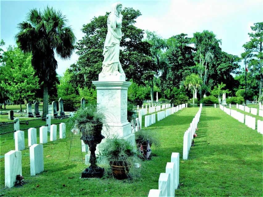 1 savannah womens history tour at laurel grove cemetery Savannah: Women's History Tour at Laurel Grove Cemetery