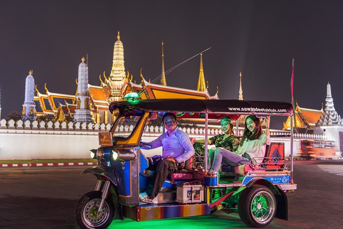 Sawasdee Bangkok Tour (Night Light) – Best Street Food (Michelin Guide)