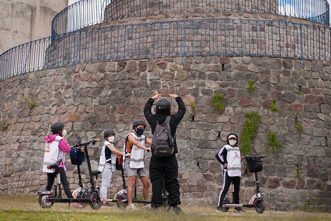 Scooter Tour Quito Colonial By Navel Expeditions - Meeting Point