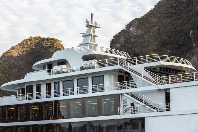 Sea Octopus Cruise – The Top Luxury Day Tour in Halong Bay