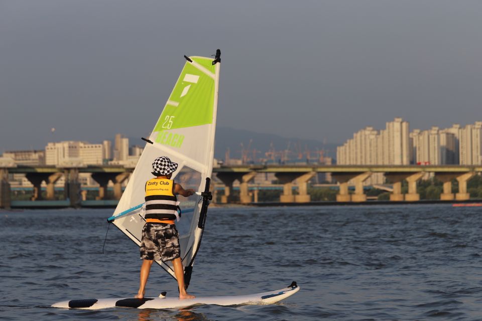 1 seoul e foiling windsurfing Seoul : E-foiling & Windsurfing Experiences