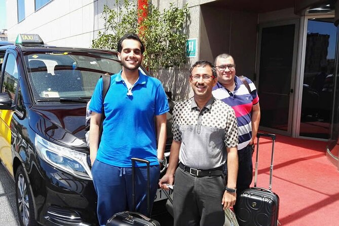 Seville Airport to City Center: Arrival Private Transfer