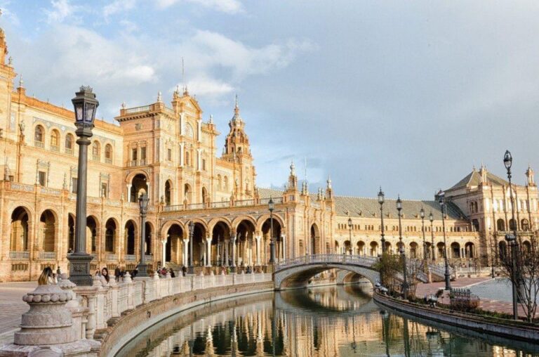 Seville Private Guided Walking Tour