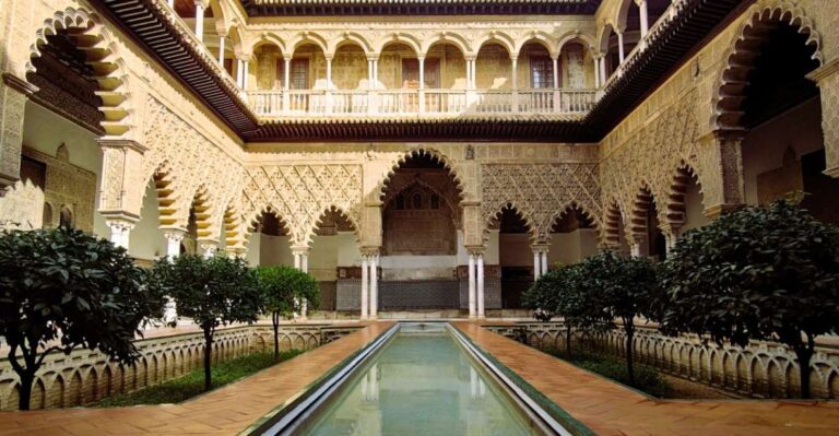 Seville: Small Group Guided Alcázar Tour With Entry Ticket