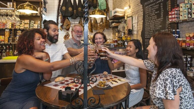 Seville: Tastes, Tapas and Traditions Food Tour