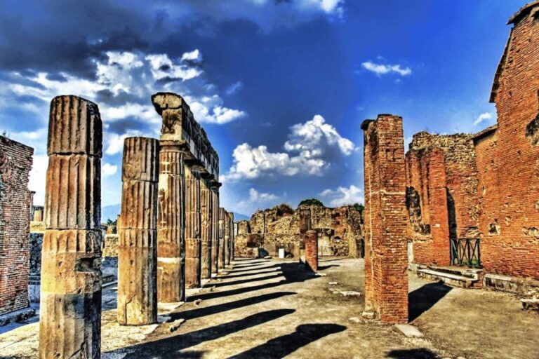 Shared Group: Pompeii Tour and Wine Tasting