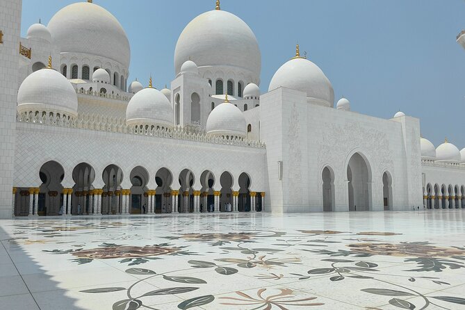1 sheikh zayed grand mosque louver museum and ferrari world Sheikh Zayed Grand Mosque Louver Museum and Ferrari World