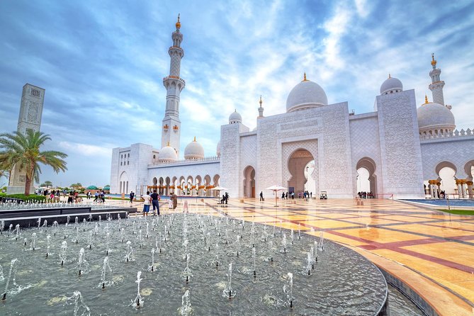 Sheikh Zayed Grand Mosque Tour From Dubai