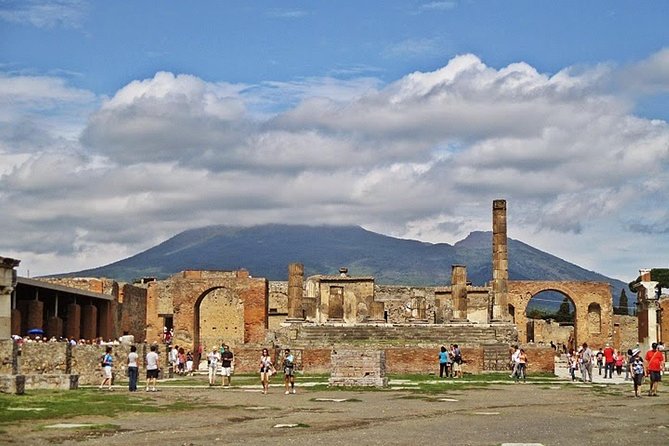 Shore Excursion From Naples to Sorrento, Positano, and Pompeii