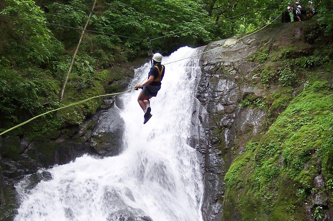 Shore Excursion Puntarenas: Mega Zipline Tour (25 Cables Over 11 Waterfalls)