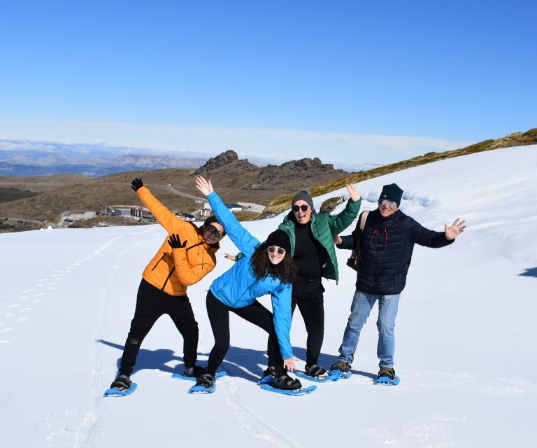 Sierra Nevada: Snowshoe Hiking Tour