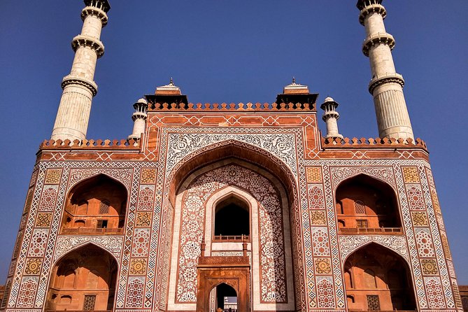 1 sikandra emperor akbar mausoleum with taj mahal Sikandra Emperor Akbar Mausoleum With Taj Mahal