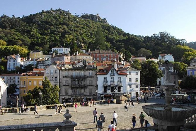 Sintra: Private Guided Tour National Palace and Quinta Da Regaleira