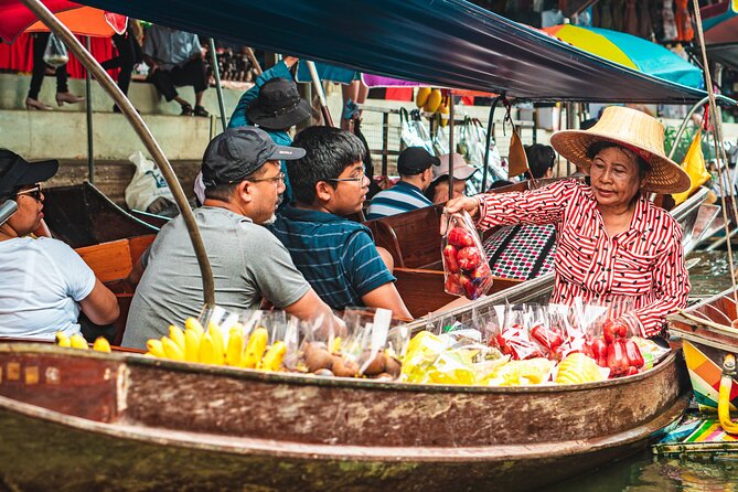 Skip the Line: Ayutthaya Floating Market Admission Ticket