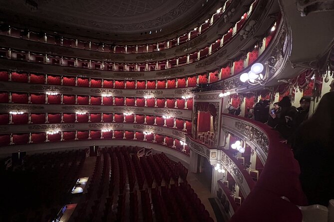 Skip the Line La Scala Guided Tour Experience
