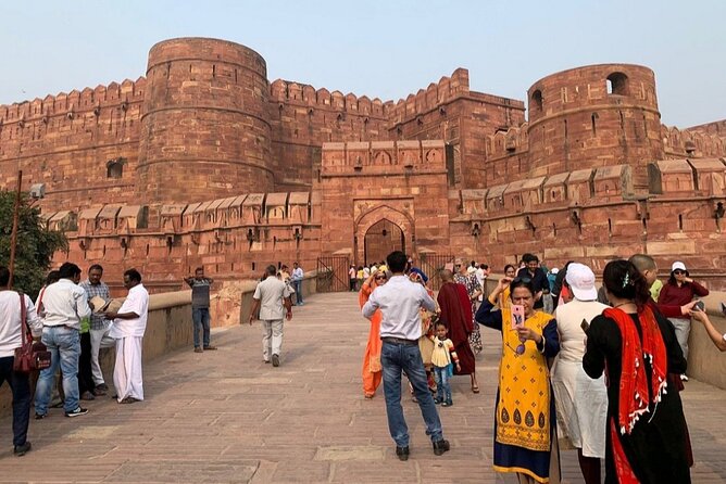 Skip the Line Sunrise Taj Mahal Tour by Car From Delhi