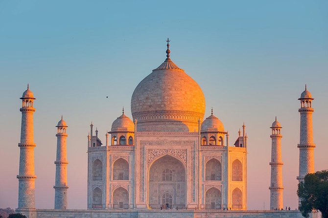 Skip-the-Line Taj Mahal VIP Entrance Tour