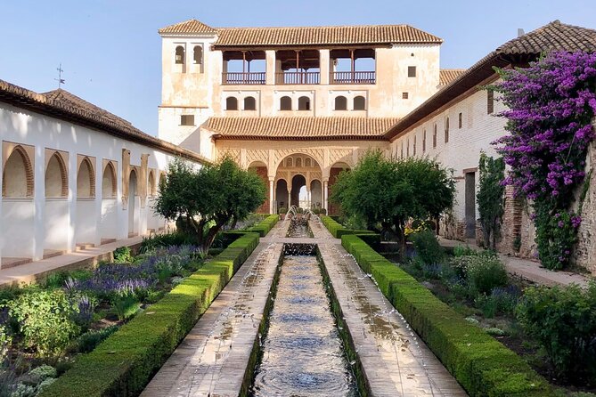 Skip The Line Tickets to Alhambra, Generalife and Nasrid Palaces