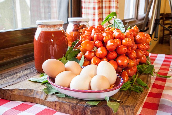 Small Group Market Tour and Cooking Class in Siracusa