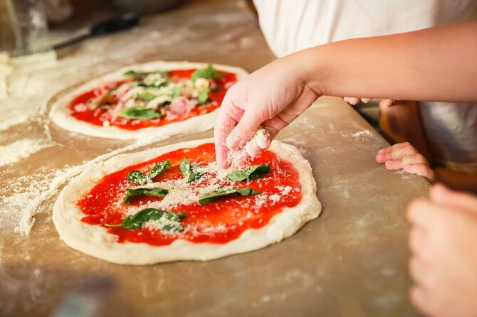 Small-Group Original Neapolitan Pizza Class in Sorrento - Reviews and Ratings