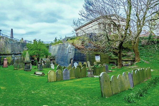 Small-Group St. James Cemetery Tour in Liverpool - Inclusions and Exclusions