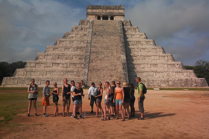 Small-Group Tour From Mérida to Chichén Itzá, Cenote and Lagoon  - Merida - Experiencing Chichén Itzá and Cenote