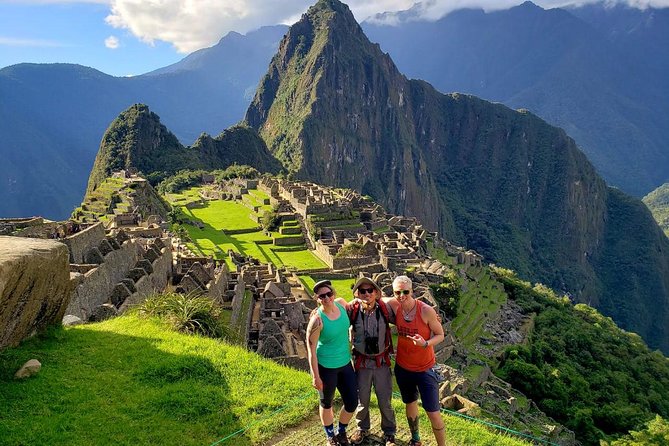 Small-Group Tour: Guide Service in Machu Picchu From Cusco