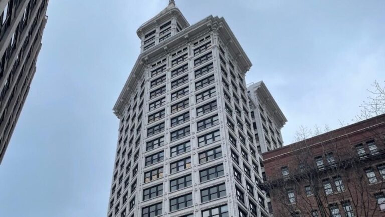 Smith Tower: The Views, The History, and the Cocktails