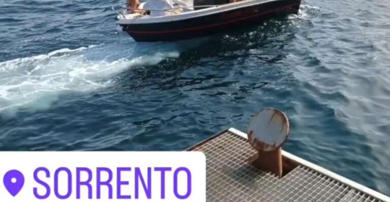 Sorrento: Capri Island Full-Day Boat Tour