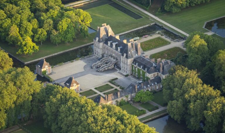 South of Paris: Hot Air Balloon Flight