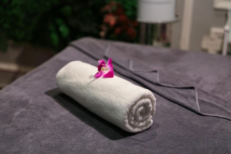 Spa in Hanoi: Hot Stone Therapy by Vita Beauty Spa