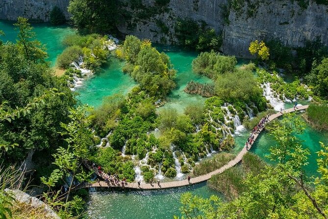 1 split to zagreb or airport zagreb via plitvice lakes for singles or couples Split to Zagreb or Airport Zagreb via Plitvice Lakes for Singles or Couples