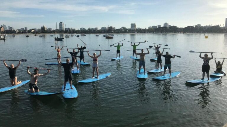 St Kilda: Group Lesson for Stand-Up Paddleboarding