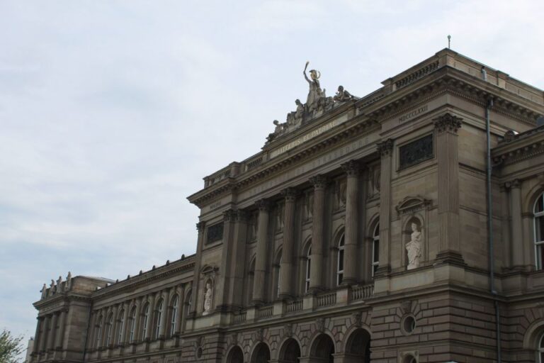 Strasbourg : Neustadt Architecture Walking Tour