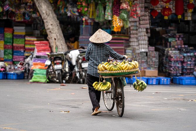 Street Food by Walking Tour for 3 Hours in Hanoi, Vietnam